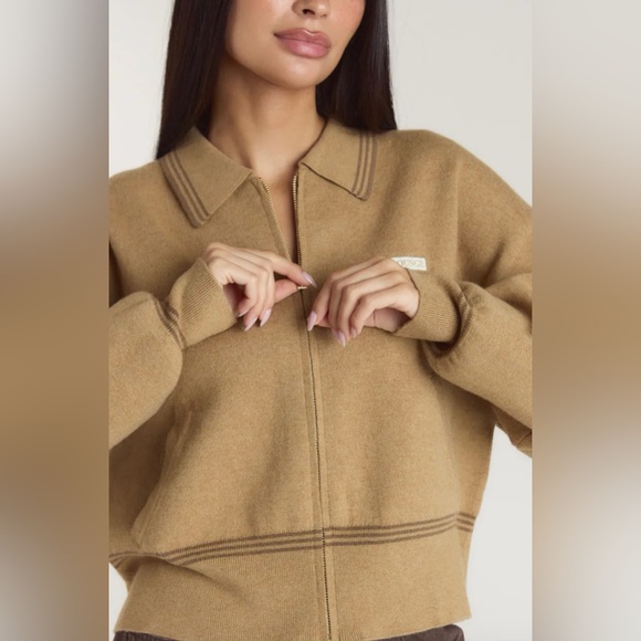 Knitted jacket - Picture 3 of 6